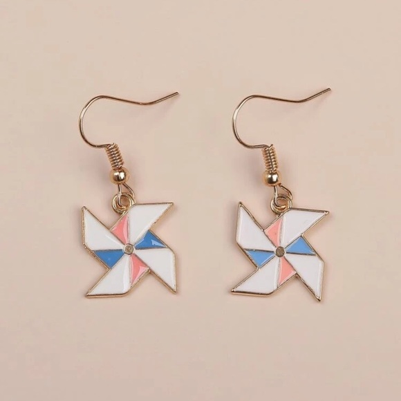 🌻 SALE 4 FOR $25! NEW Windmills Drop Earrings - Picture 2 of 2